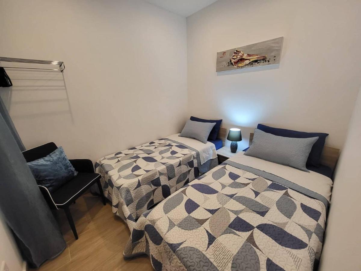 Seafront Apartment No 10 Marsalforn Екстериор снимка