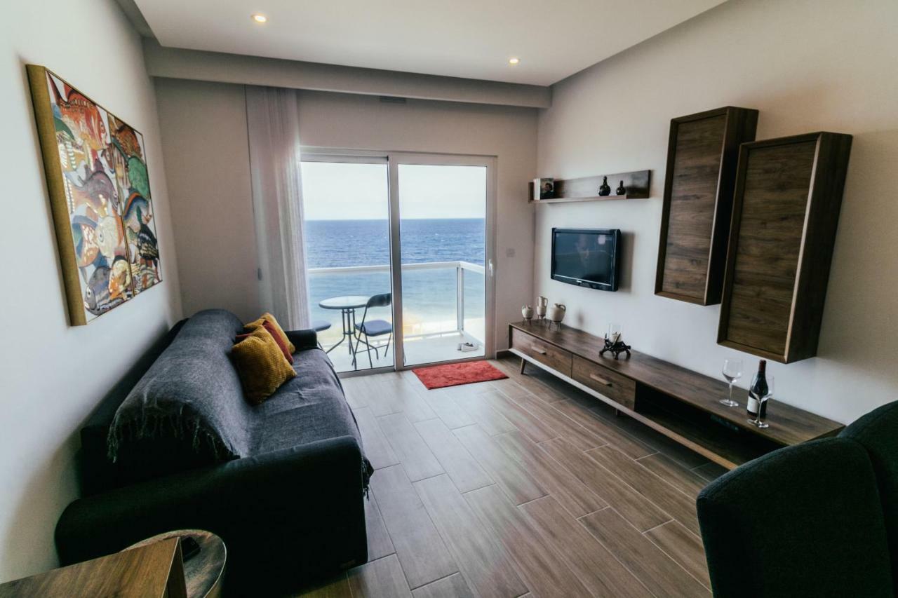 Seafront Apartment No 10 Marsalforn Екстериор снимка